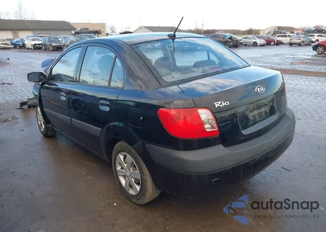 2009 Kia Rio Lx z USA, uszkodzony, nr VIN KNADE223X96573419